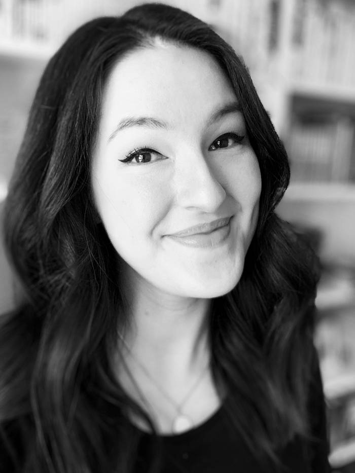 Скачать или слушать онлайн и бесплатно. Аудиокнига Начни сначала - Мона Кастен