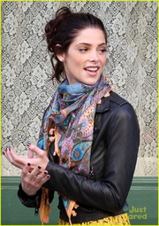 Фото автора аудиокниги Замок Оборотня - Елена Звёздная